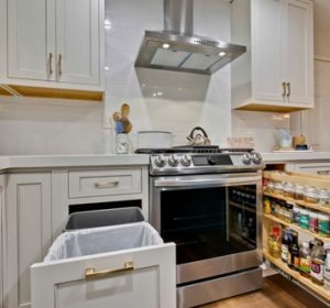 Kitchen 12.jpg